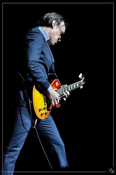 60636  Joe Bonamassa 10-06-2014 (Zz) (p).jpg